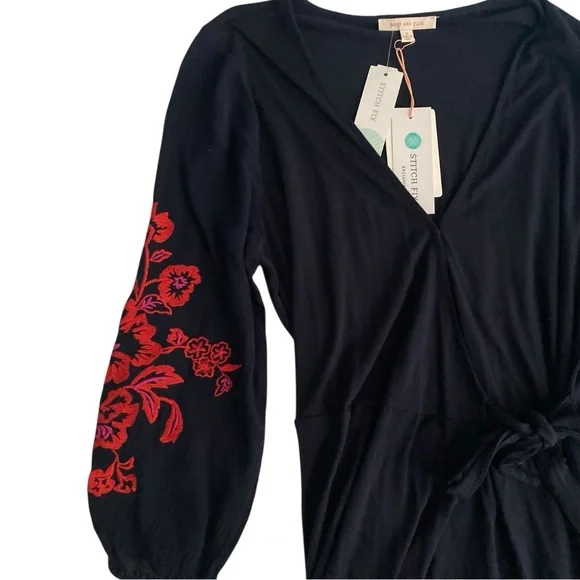 Skies Are Blue Sylvie Floral Embroidered Faux Wrap Knit Dress Womens Size S - Picture 3 of 11